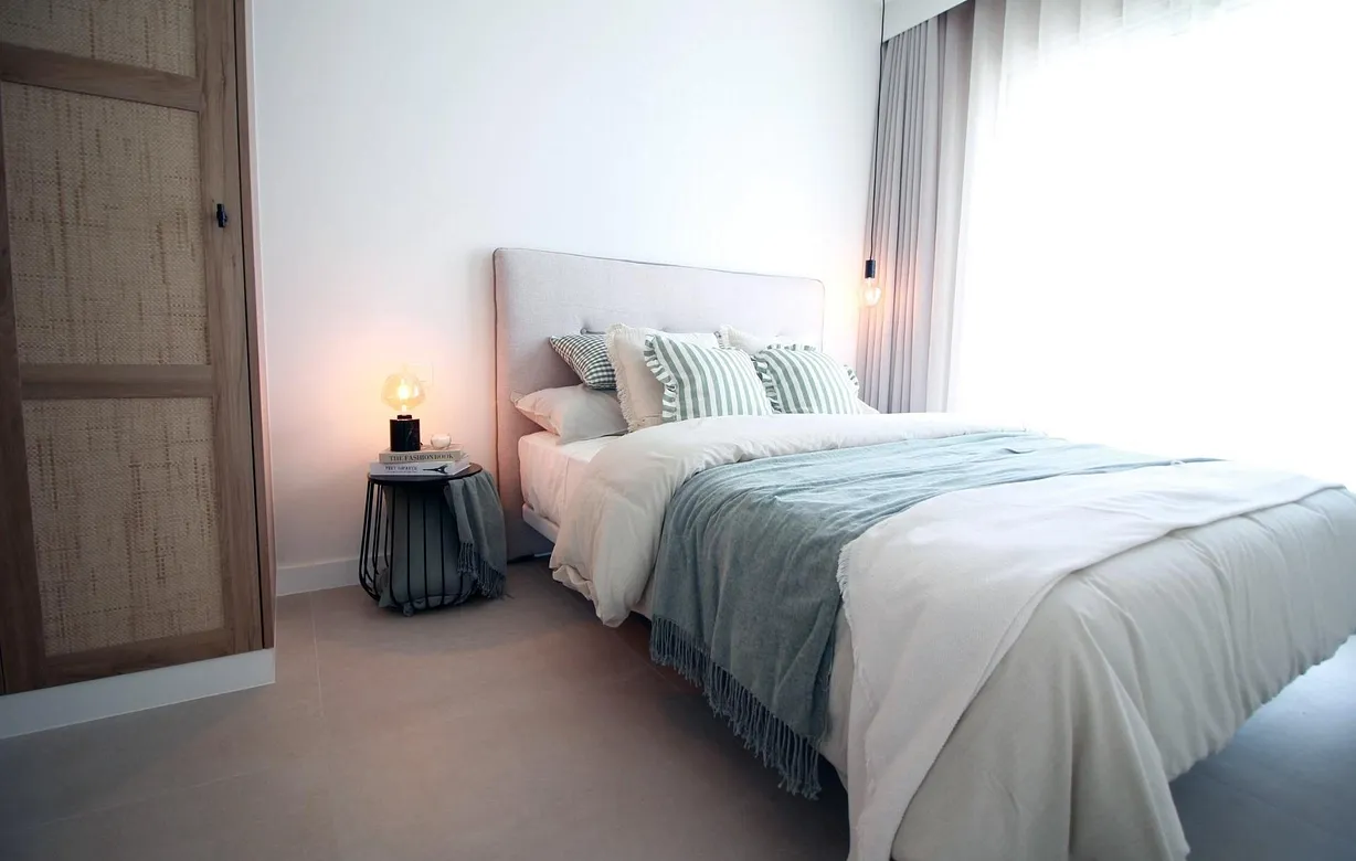 2 bedroom bungalow for sale - Bentley Hurst