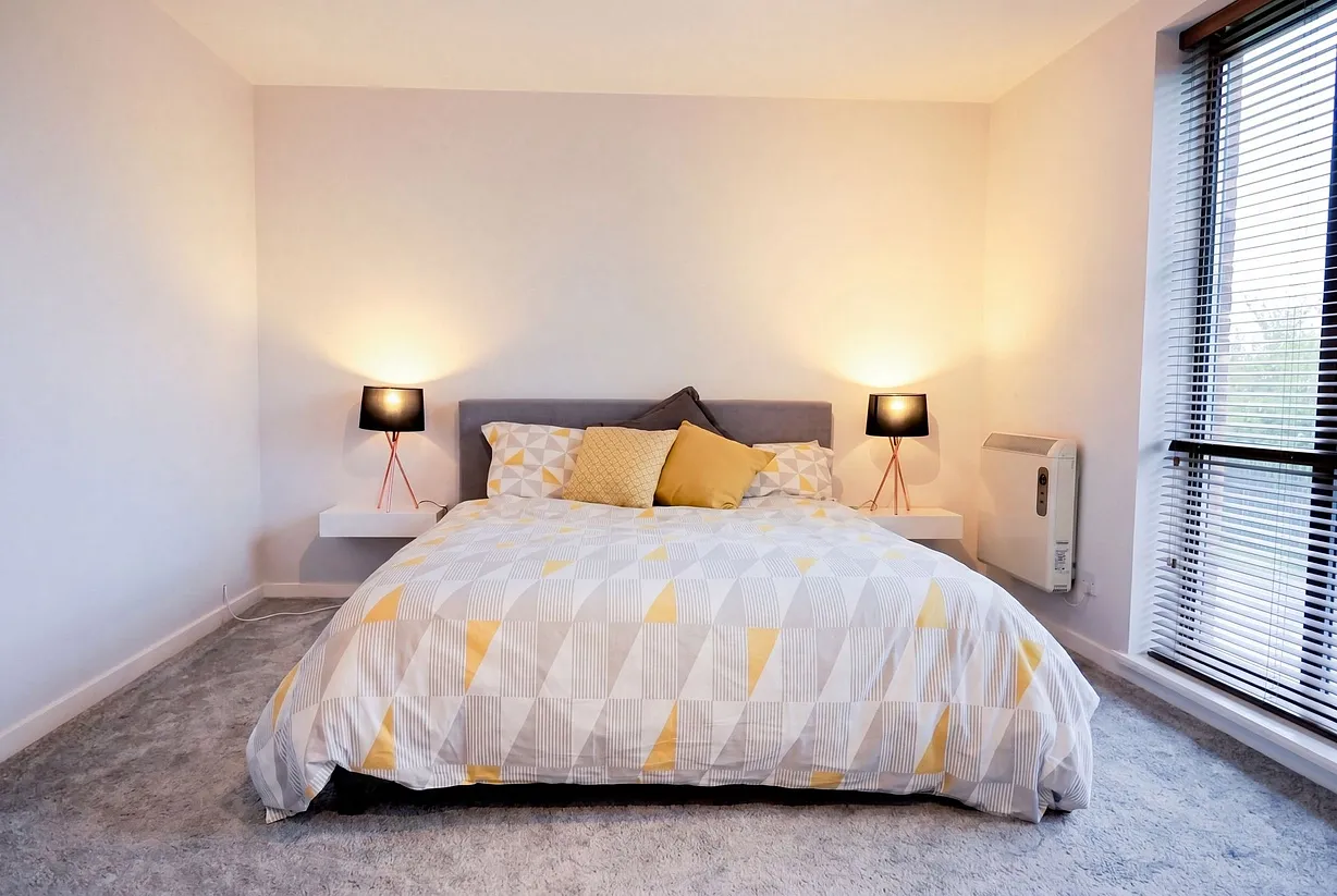 1 bedroom  - Bentley Hurst
