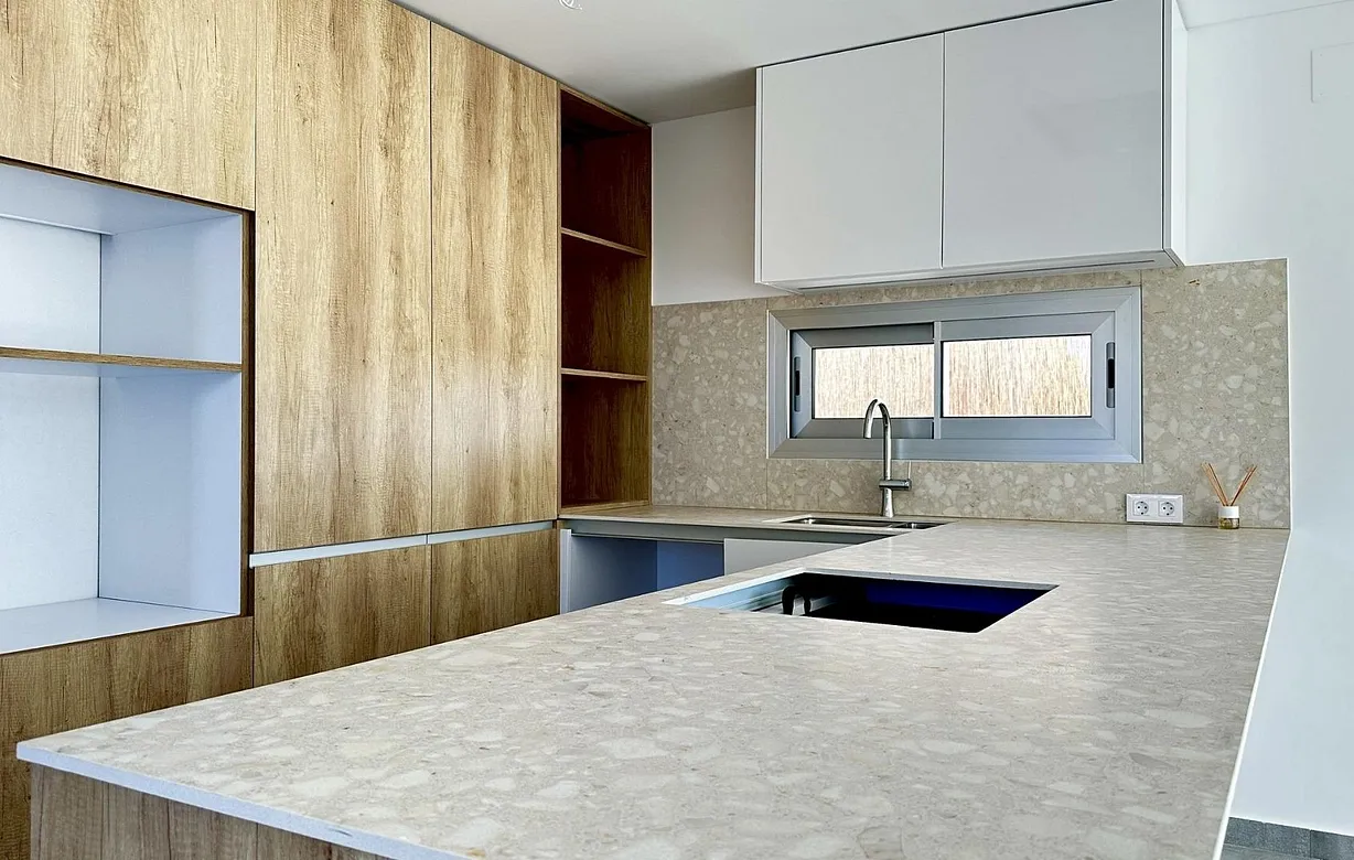 4 bedroom villa for sale - Bentley Hurst