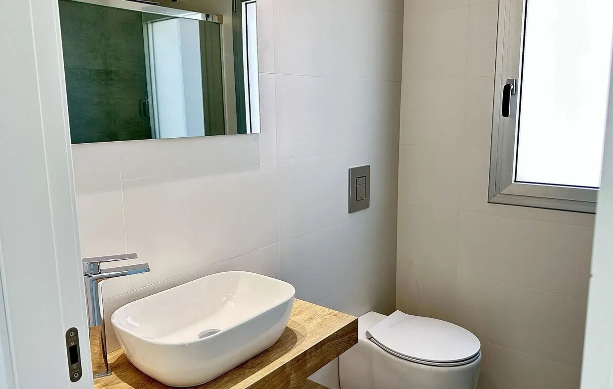 4 bedroom villa for sale - Bentley Hurst