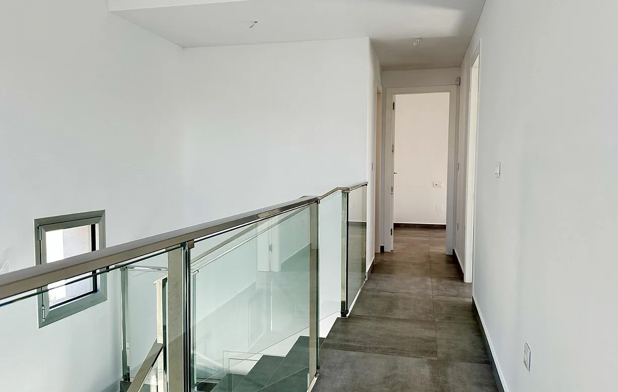 4 bedroom villa for sale - Bentley Hurst