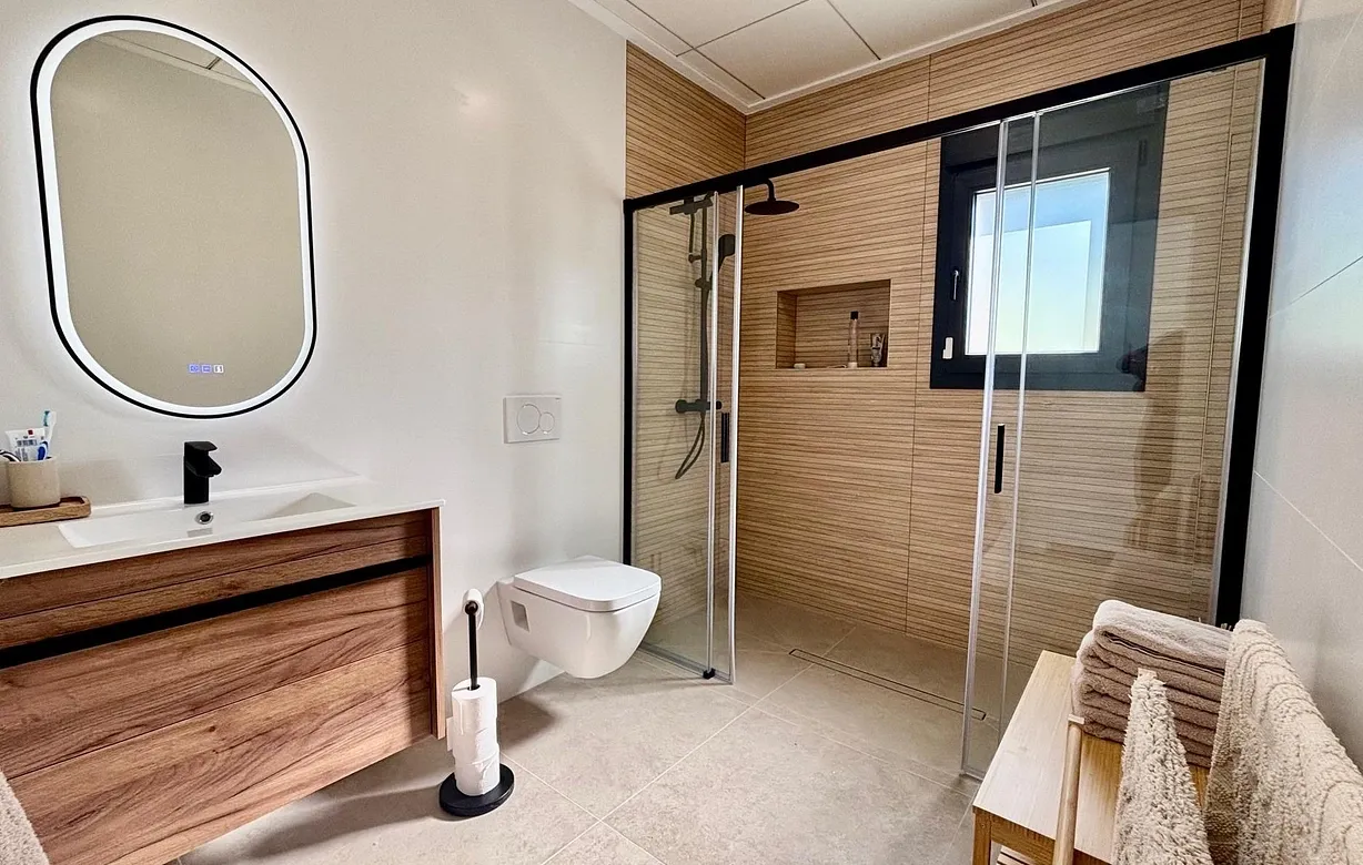 3 bedroom villa for sale - Bentley Hurst