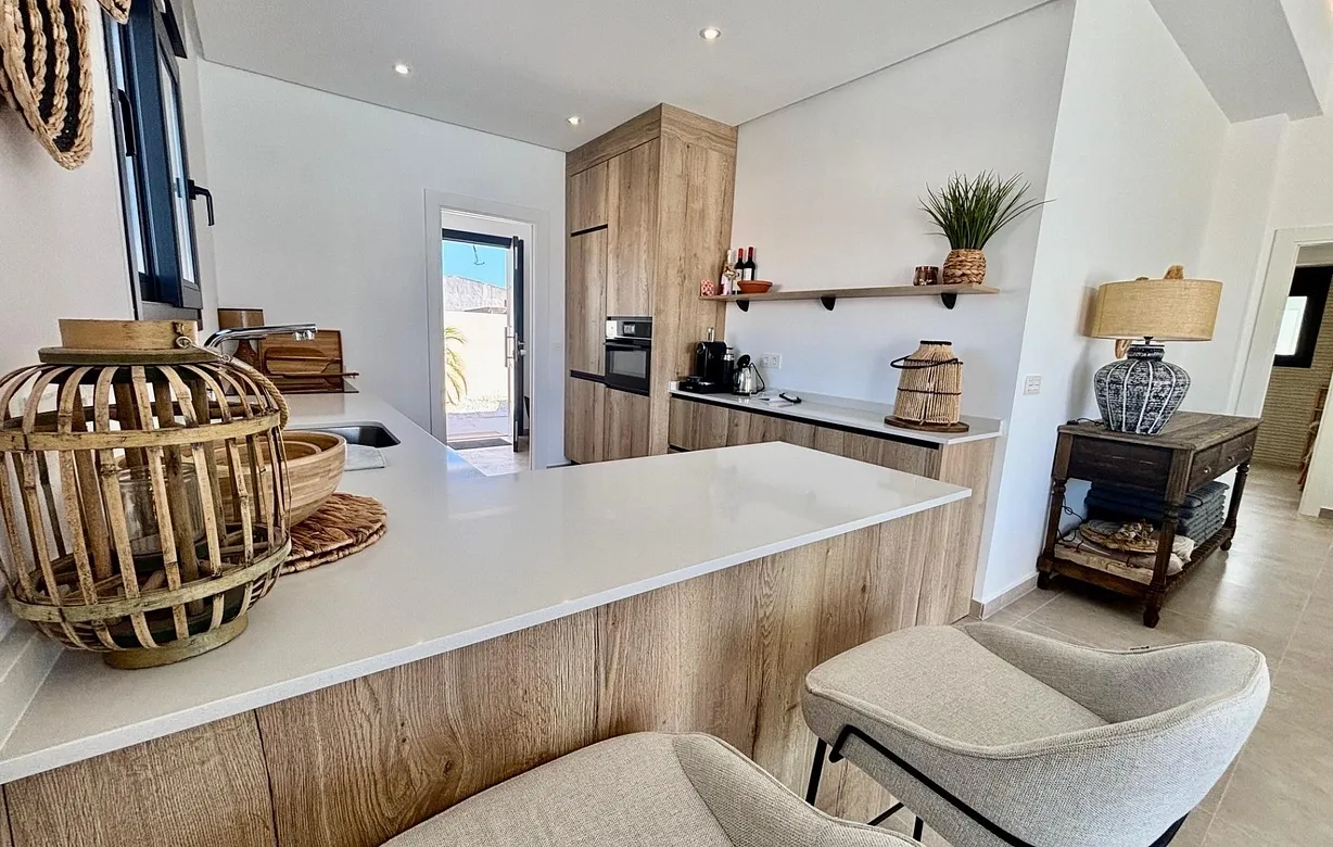 3 bedroom villa for sale - Bentley Hurst