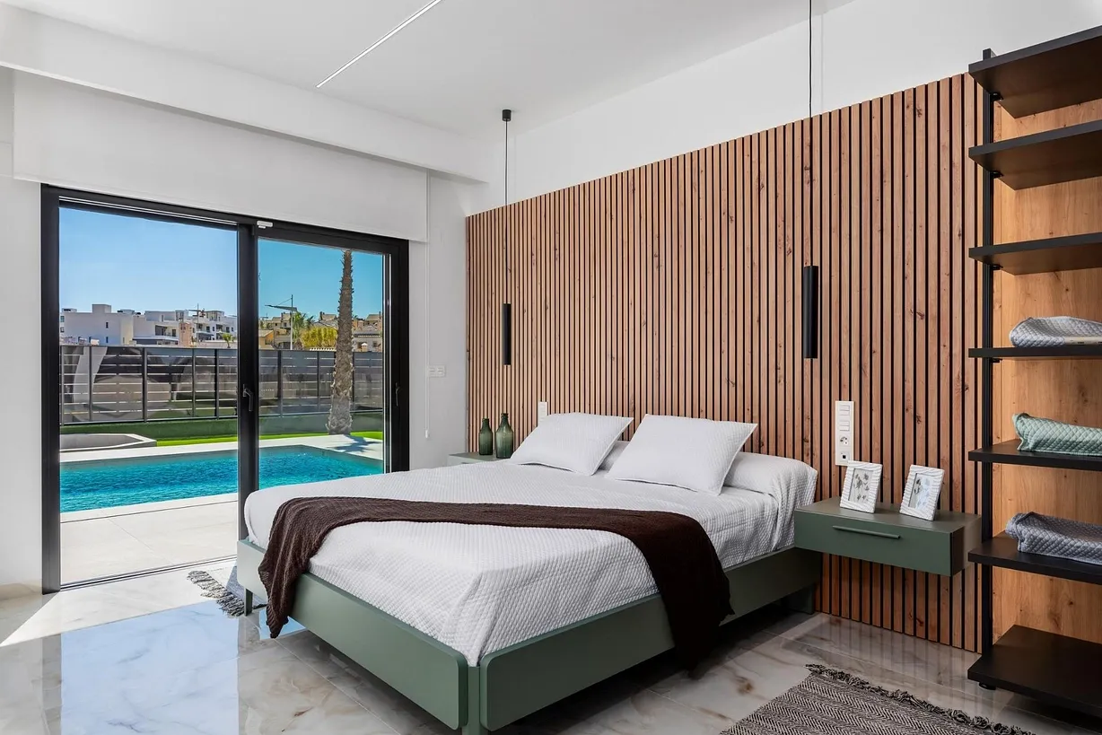 3 bedroom villa for sale - Bentley Hurst