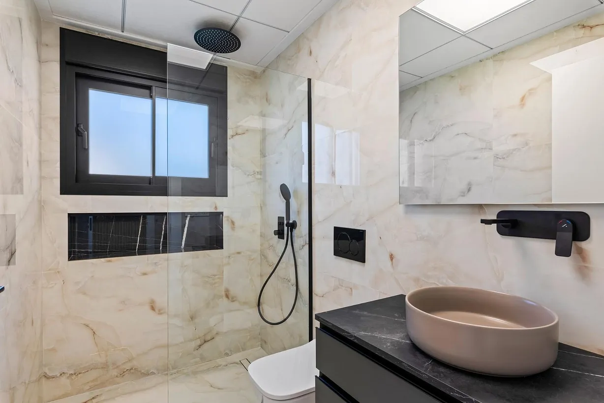 3 bedroom villa for sale - Bentley Hurst