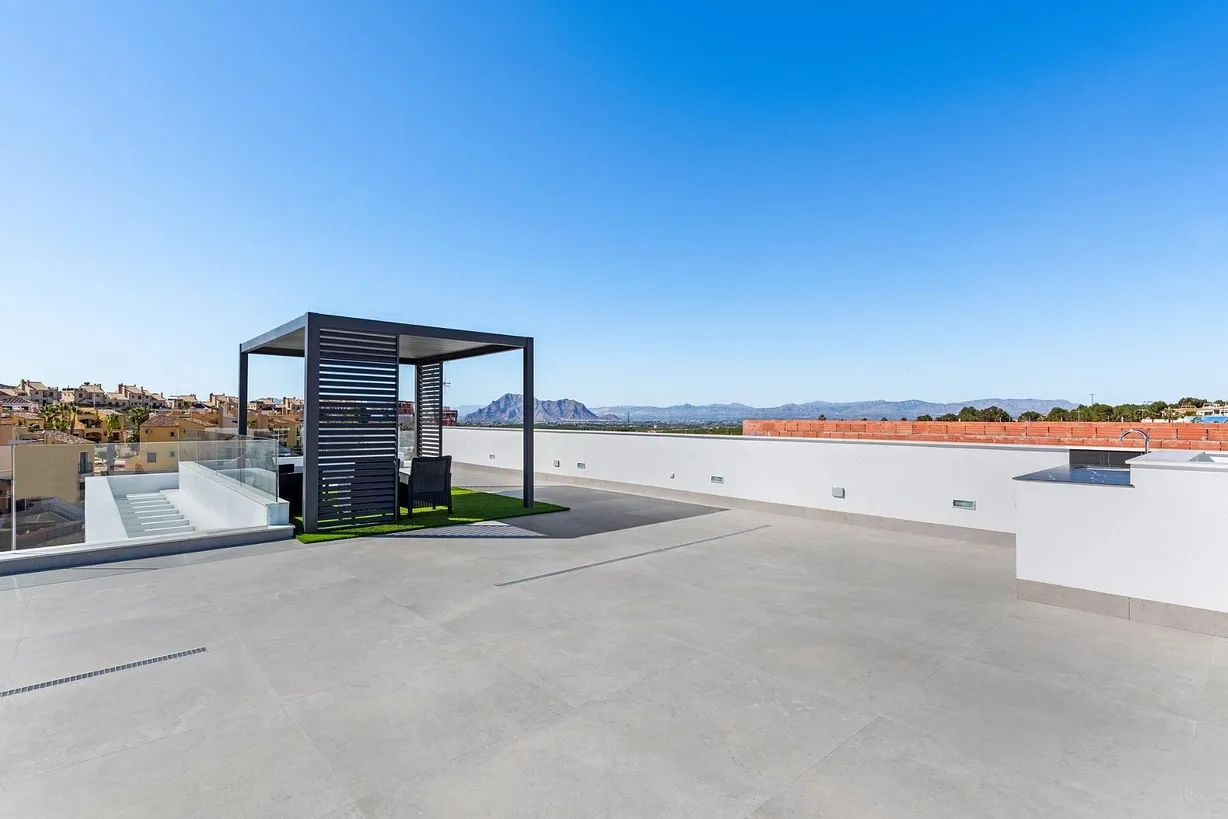 3 bedroom villa for sale - Bentley Hurst
