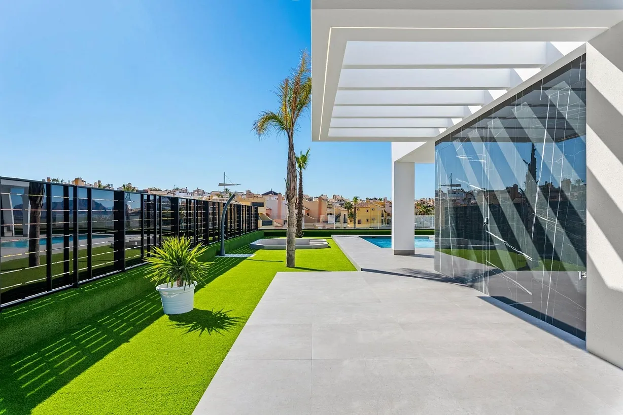 3 bedroom villa for sale - Bentley Hurst
