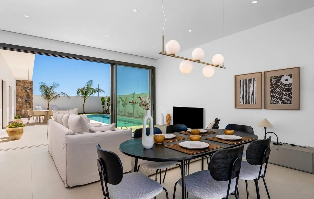3 bedroom villa for sale - Bentley Hurst