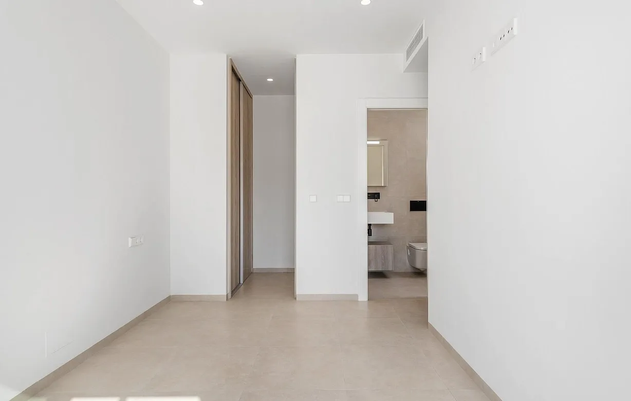 3 bedroom villa for sale - Bentley Hurst