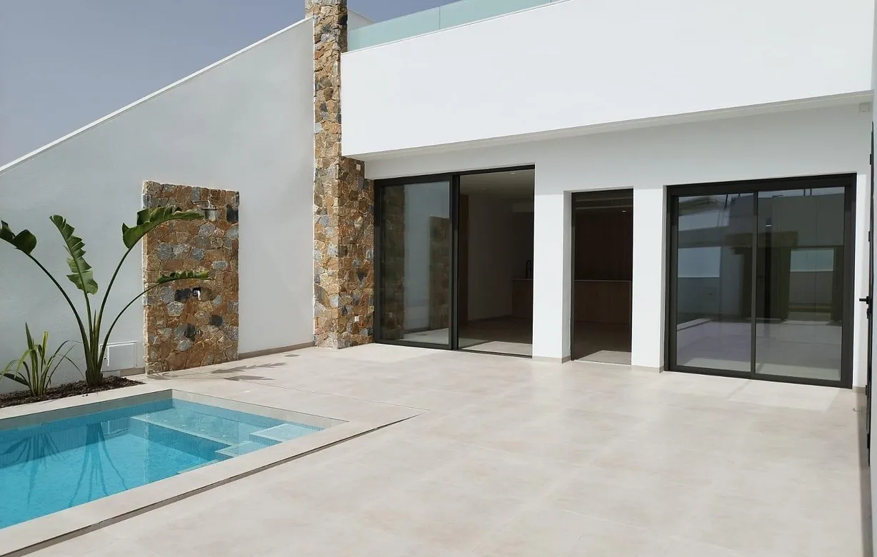 3 bedroom villa for sale - Bentley Hurst