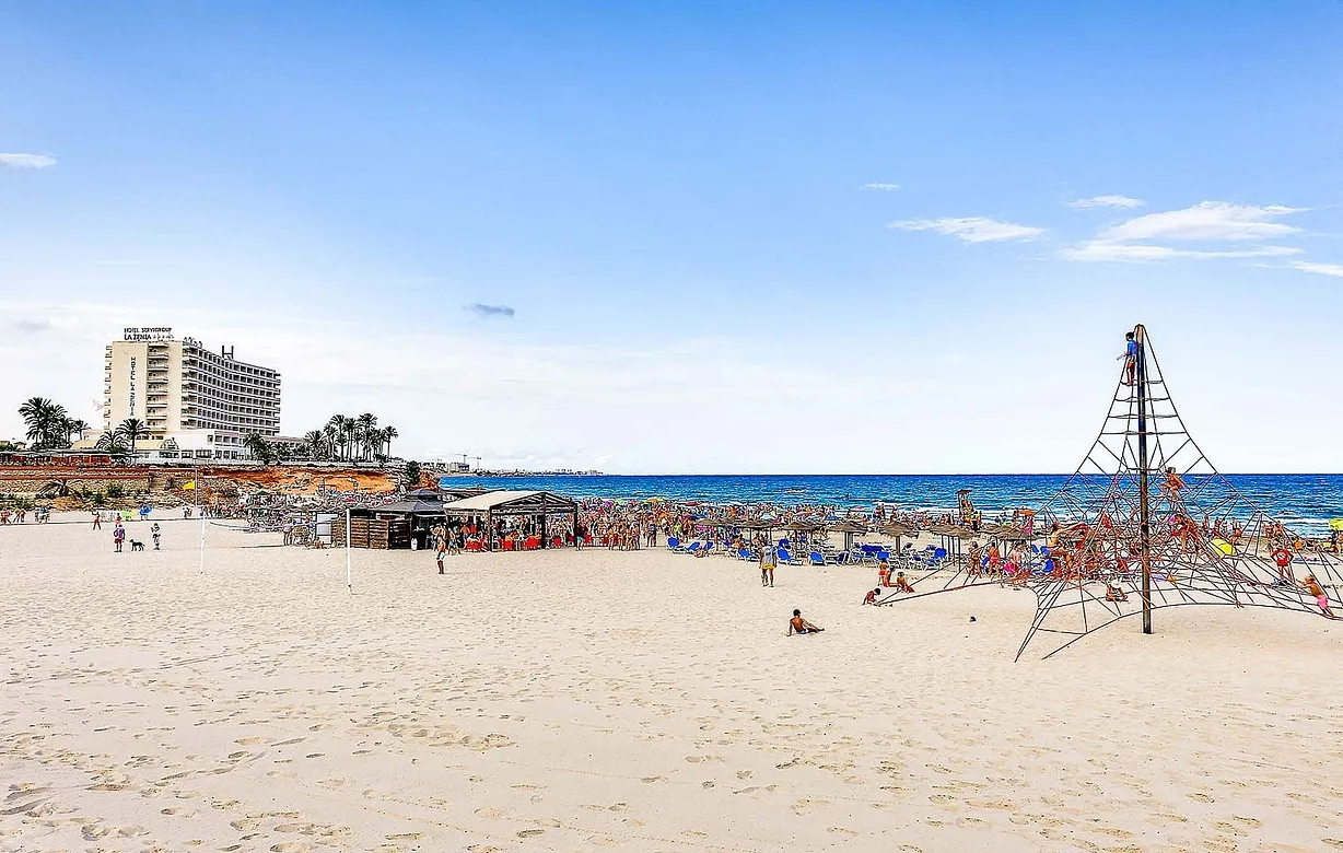 3 bedroom villa for sale - Bentley Hurst