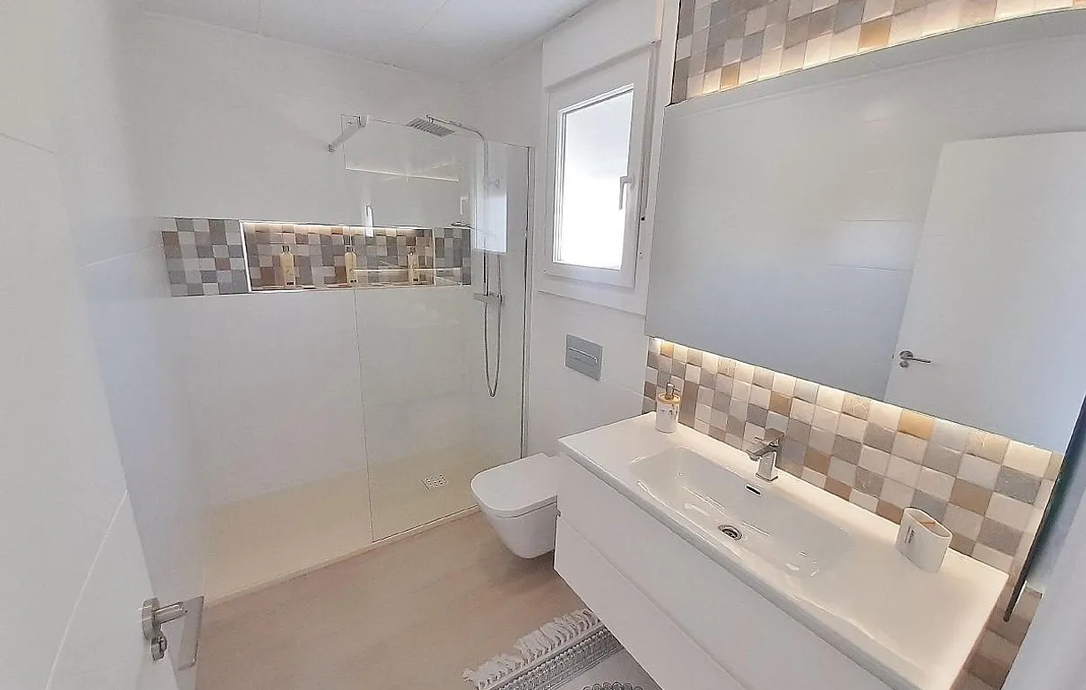 3 bedroom townhouse for sale - Bentley Hurst