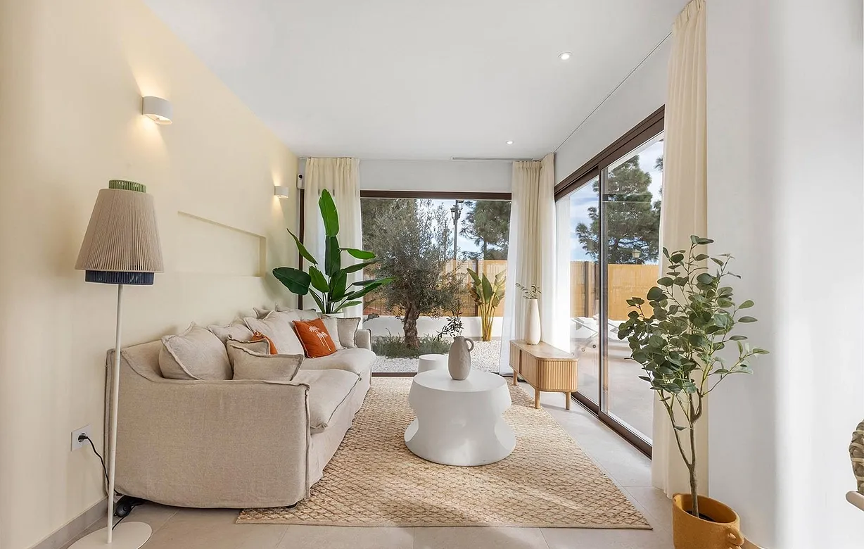 3 bedroom villa for sale - Bentley Hurst