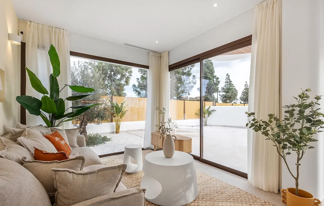 3 bedroom villa for sale - Bentley Hurst