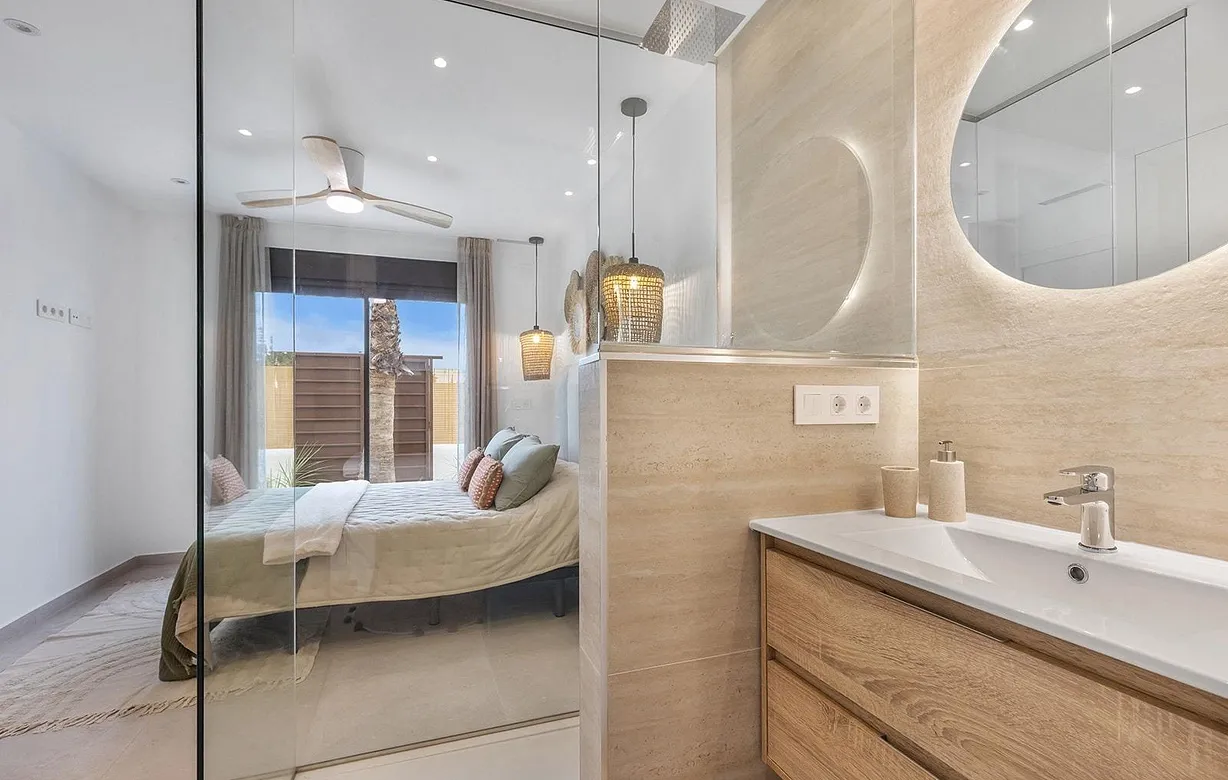 3 bedroom villa for sale - Bentley Hurst