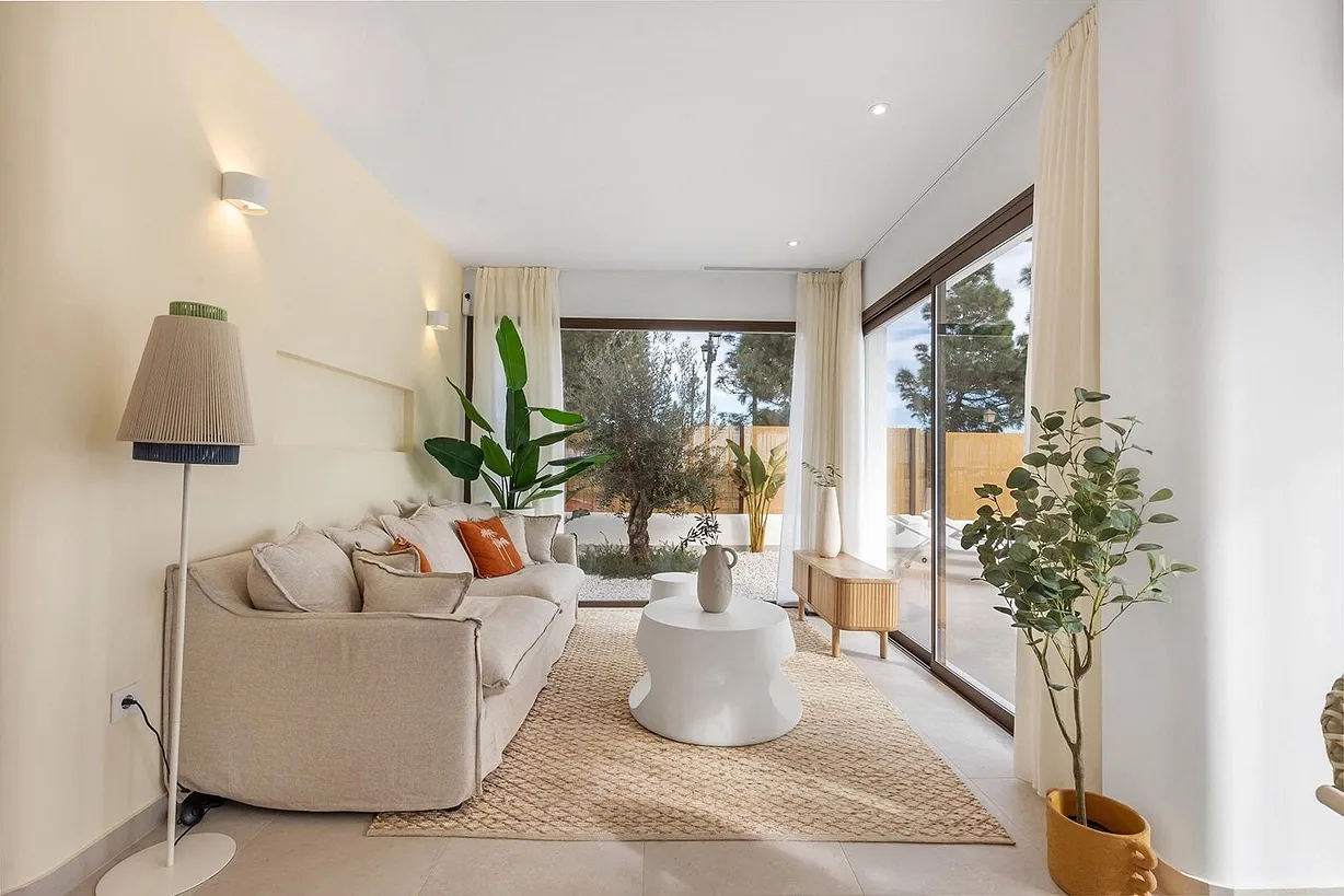 3 bedroom villa for sale - Bentley Hurst