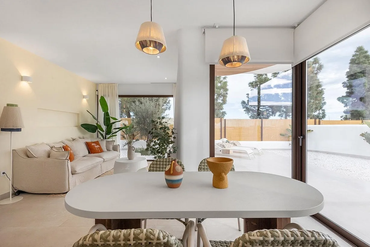 3 bedroom villa for sale - Bentley Hurst
