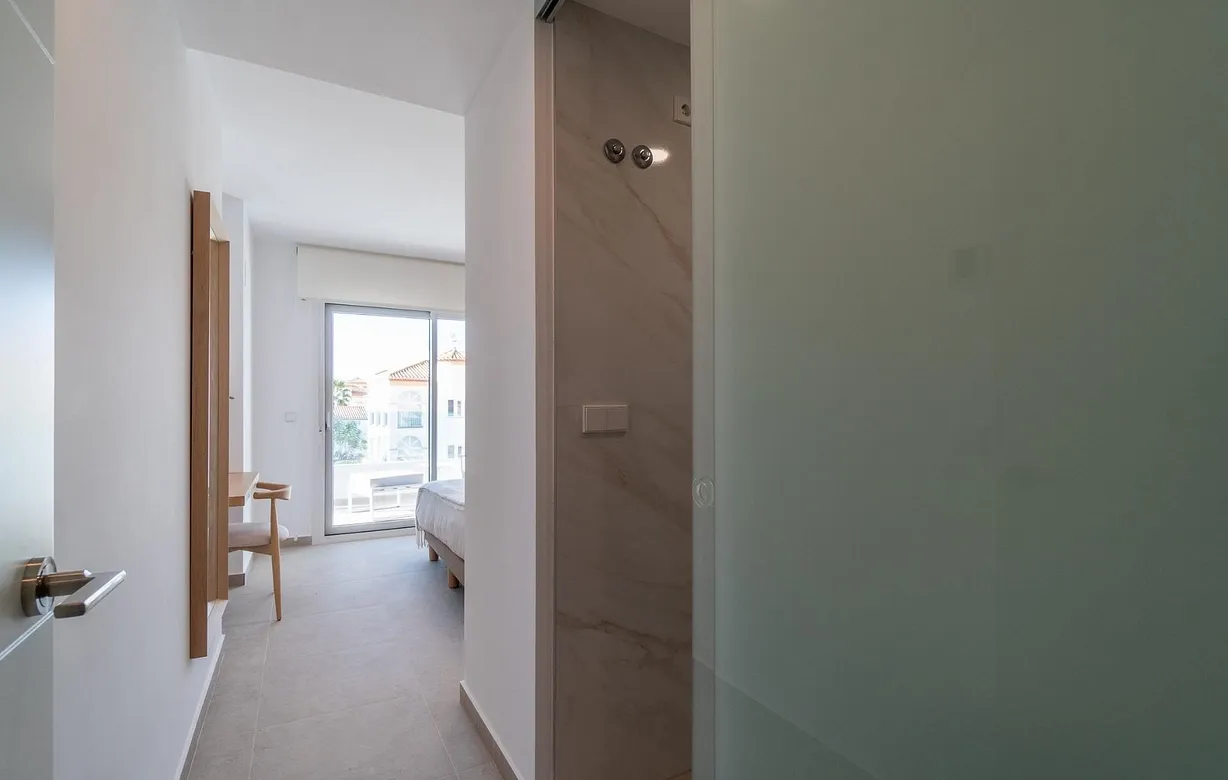 3 bedroom penthouse for sale - Bentley Hurst