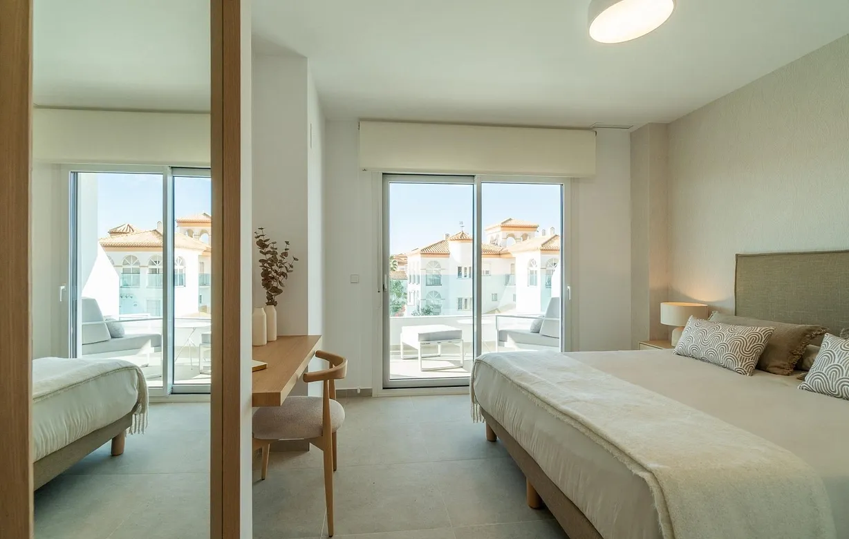 3 bedroom penthouse for sale - Bentley Hurst
