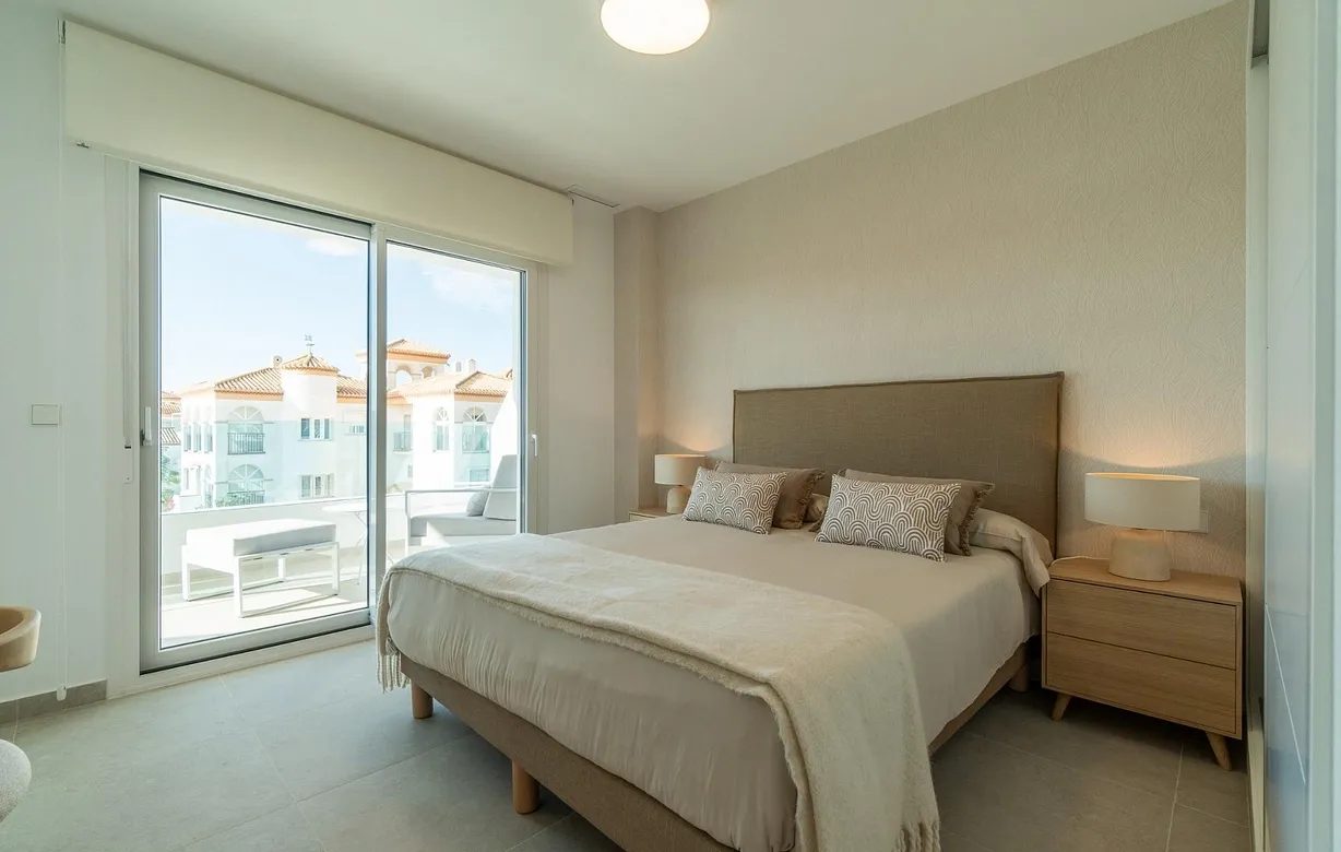 3 bedroom penthouse for sale - Bentley Hurst
