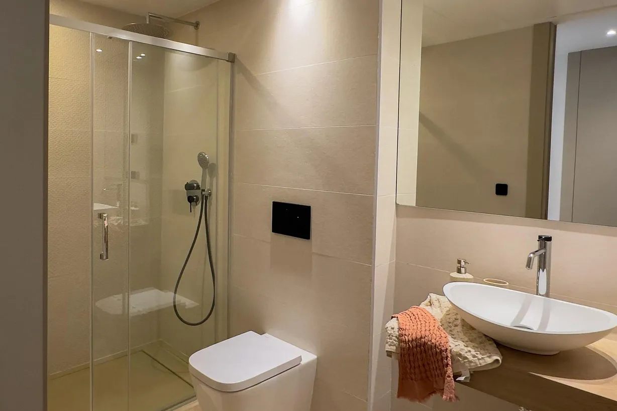 2 bedroom bungalow for sale - Bentley Hurst