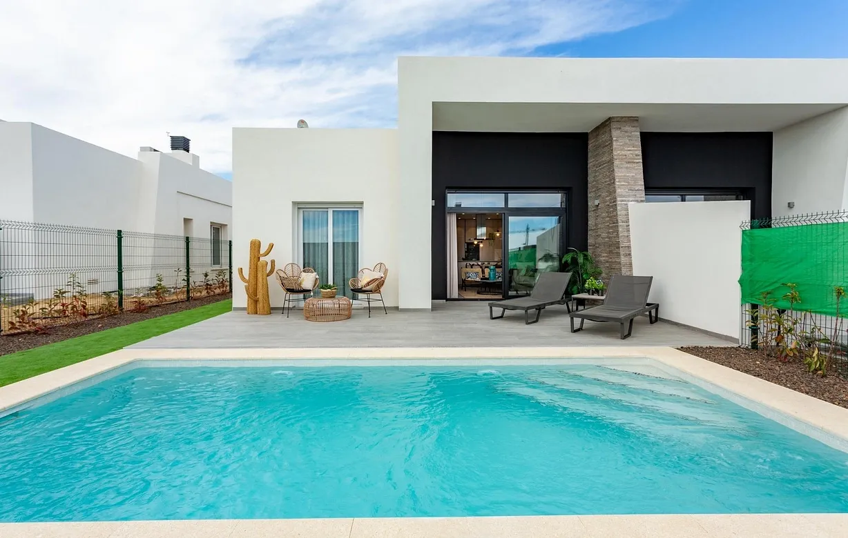 3 bedroom villa for sale - Bentley Hurst