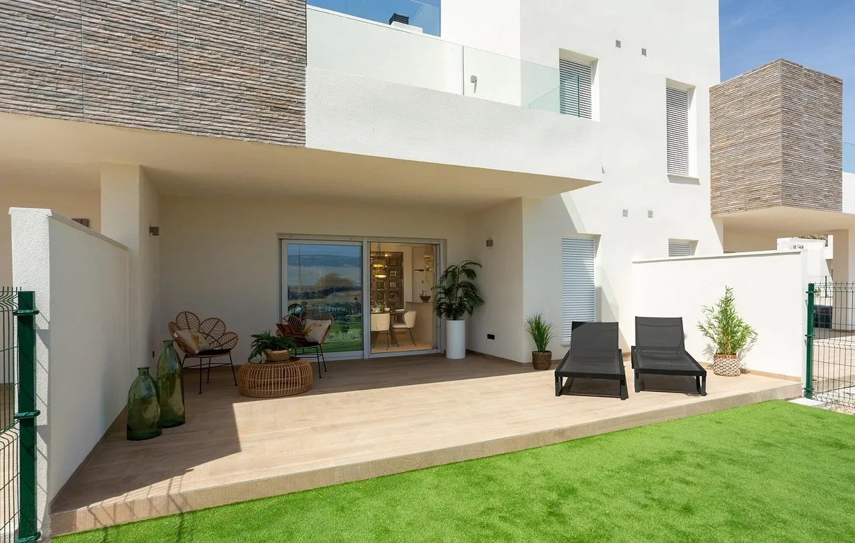 2 bedroom bungalow for sale - Bentley Hurst