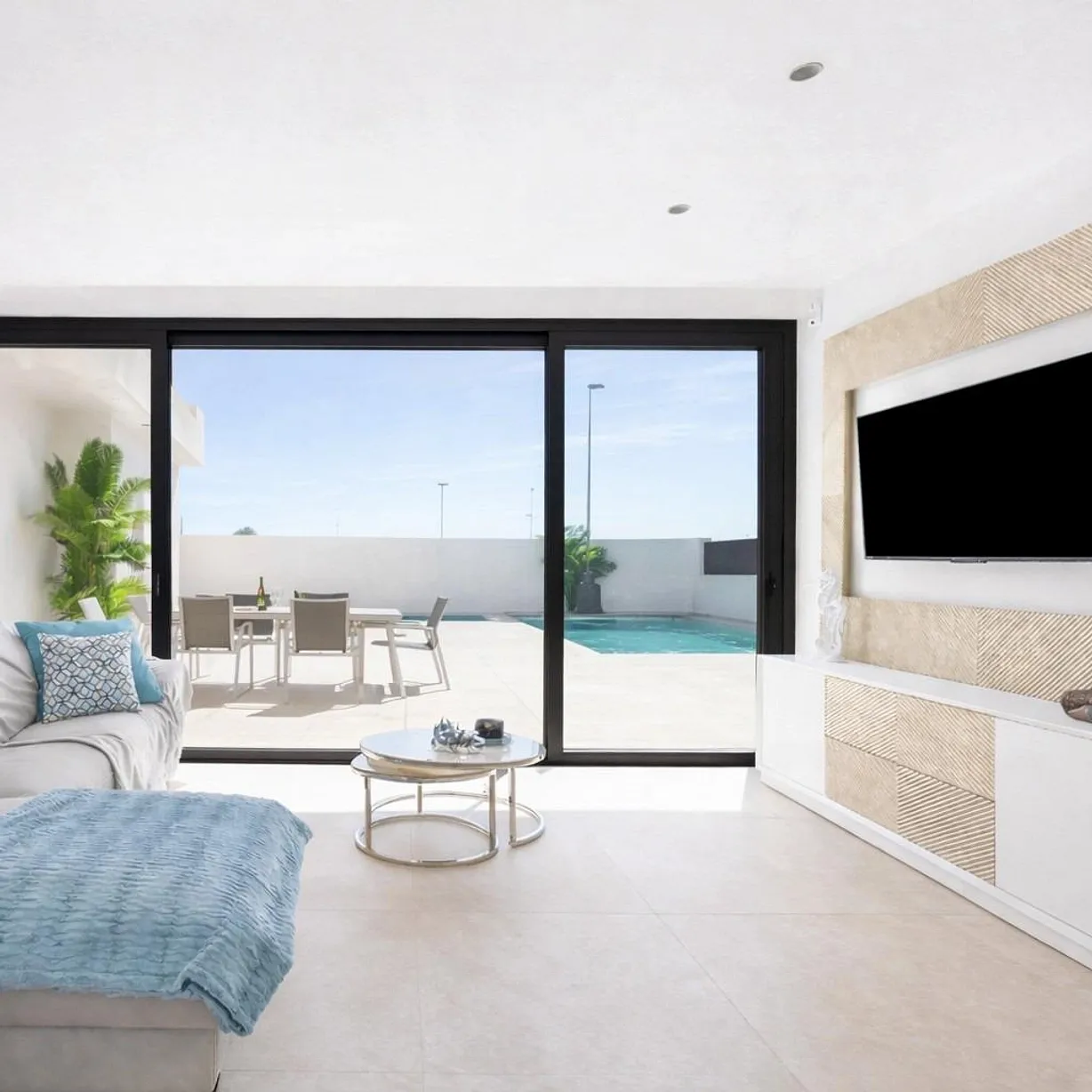 3 bedroom villa for sale - Bentley Hurst