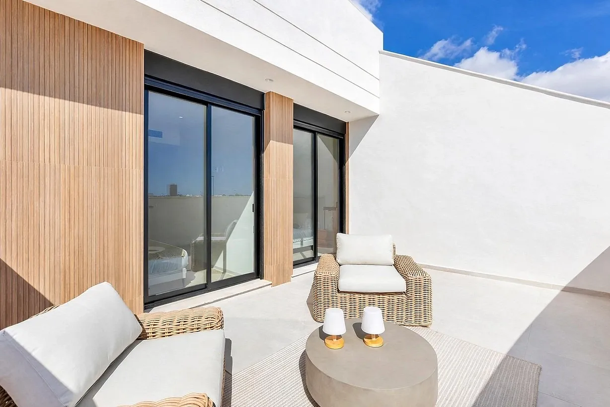 3 bedroom villa for sale - Bentley Hurst