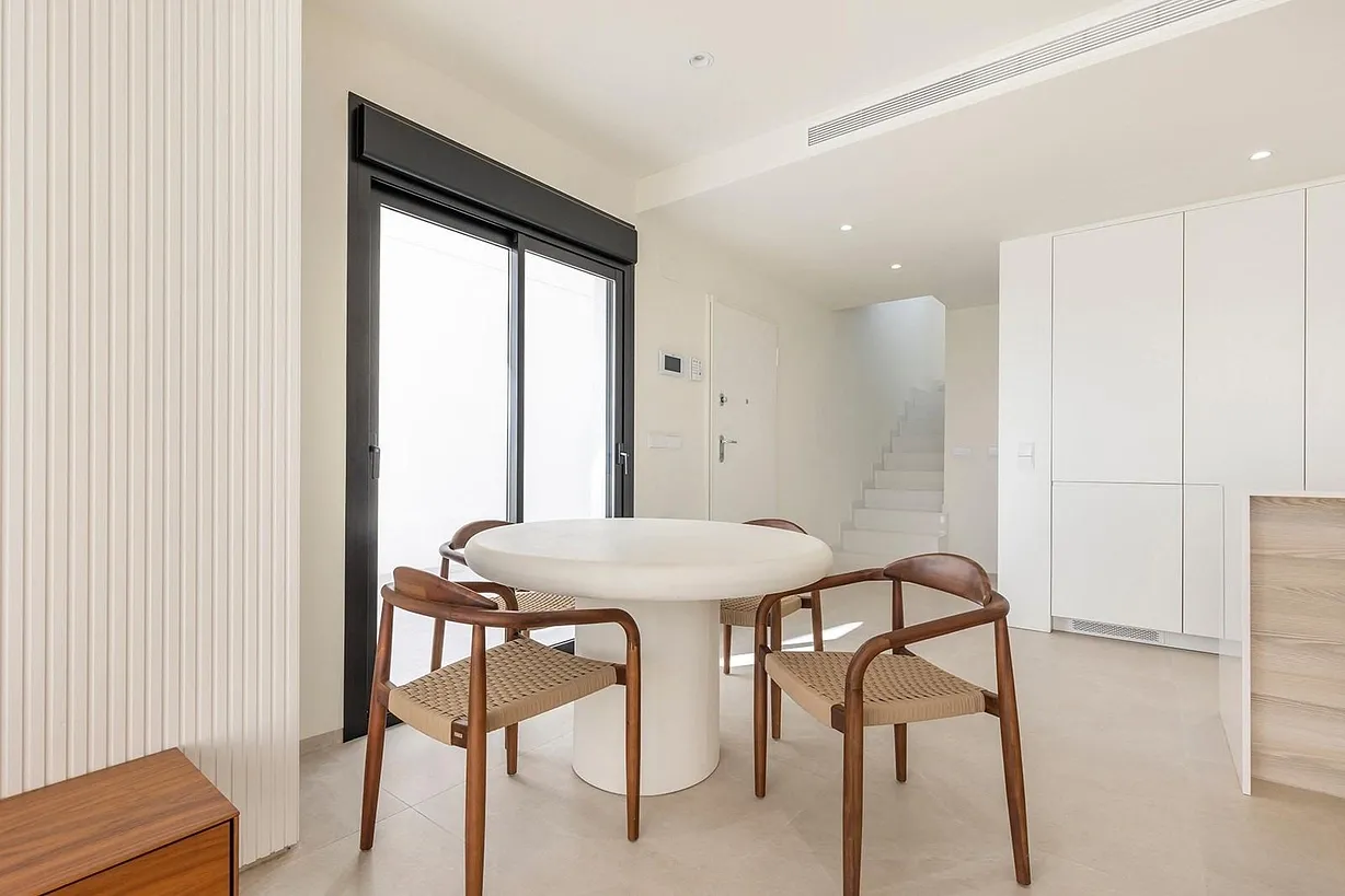 3 bedroom villa for sale - Bentley Hurst