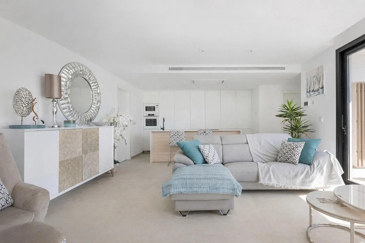 2 bedroom villa for sale - Bentley Hurst