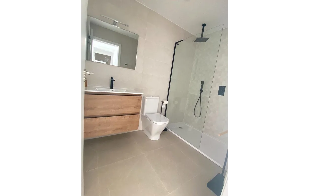 2 bedroom bungalow for sale - Bentley Hurst