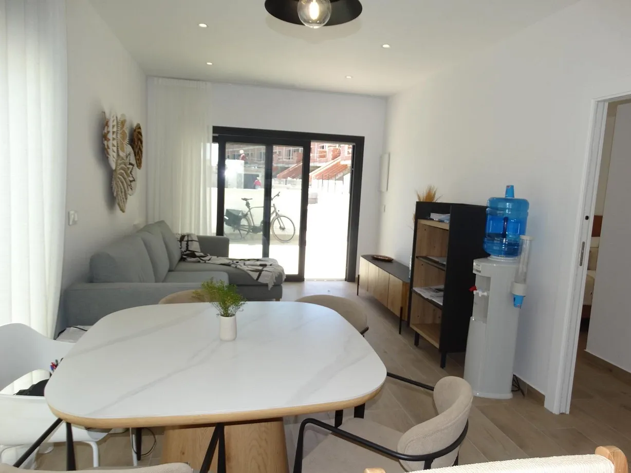 2 bedroom bungalow for sale - Bentley Hurst