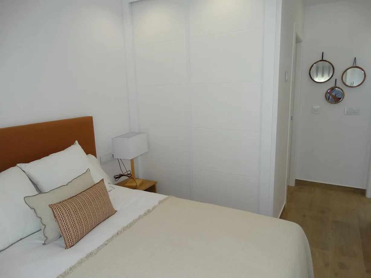 2 bedroom bungalow for sale - Bentley Hurst
