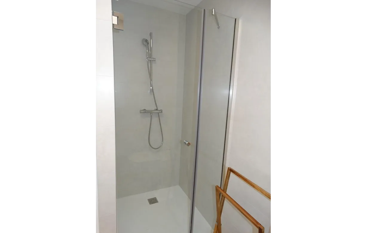 2 bedroom bungalow for sale - Bentley Hurst