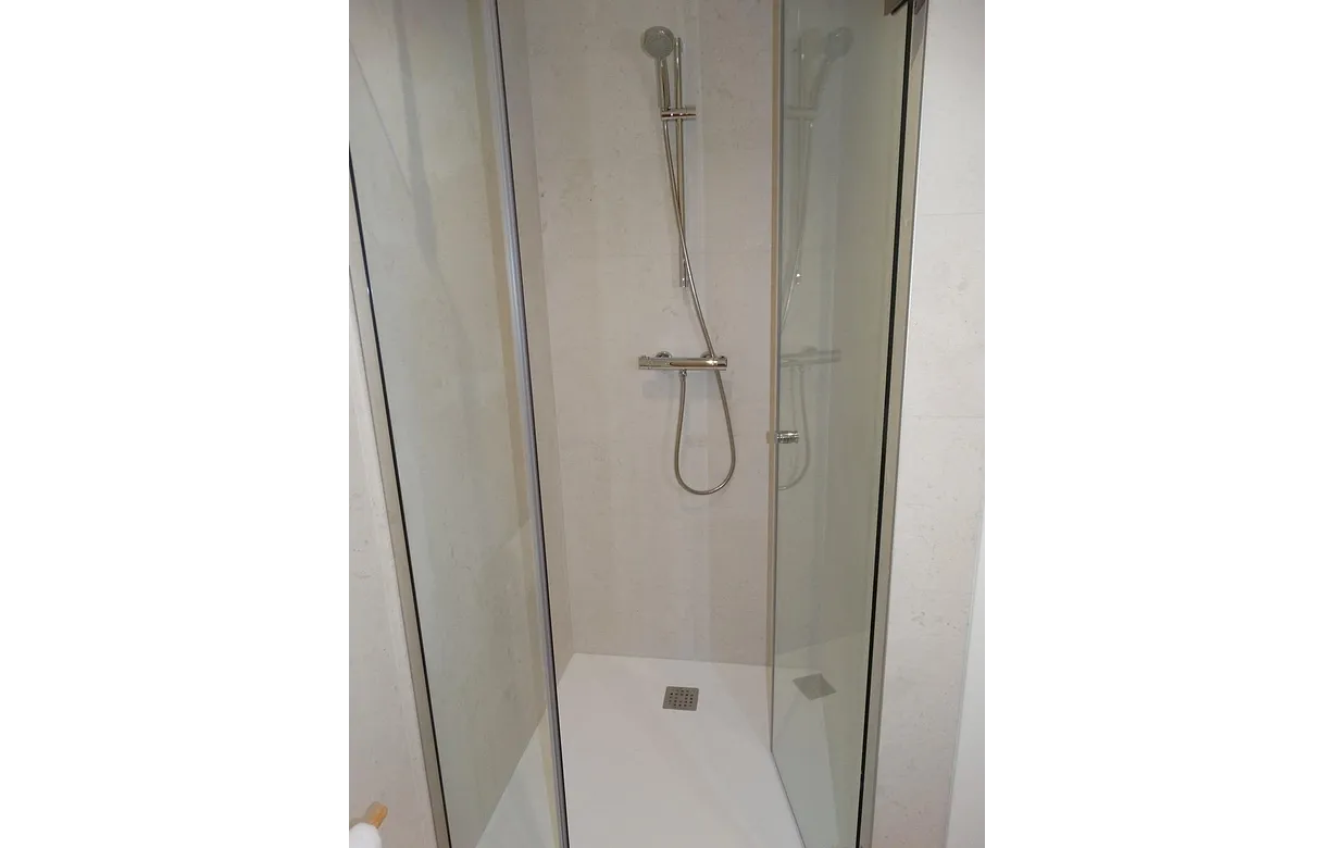 2 bedroom bungalow for sale - Bentley Hurst