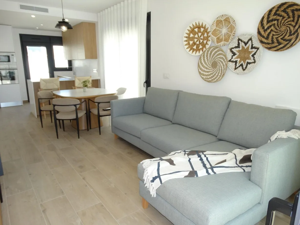 2 bedroom bungalow for sale - Bentley Hurst