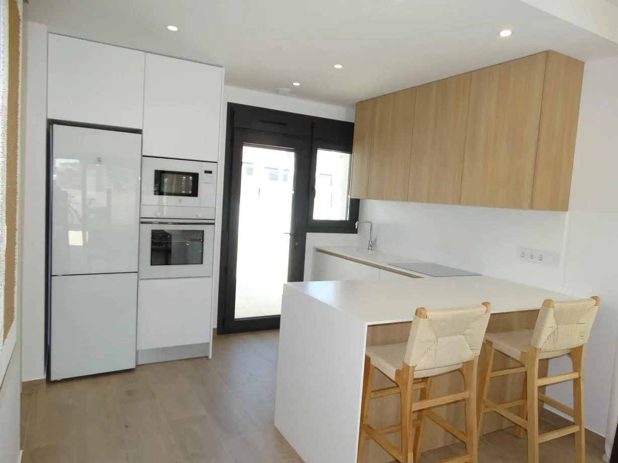 2 bedroom bungalow for sale - Bentley Hurst