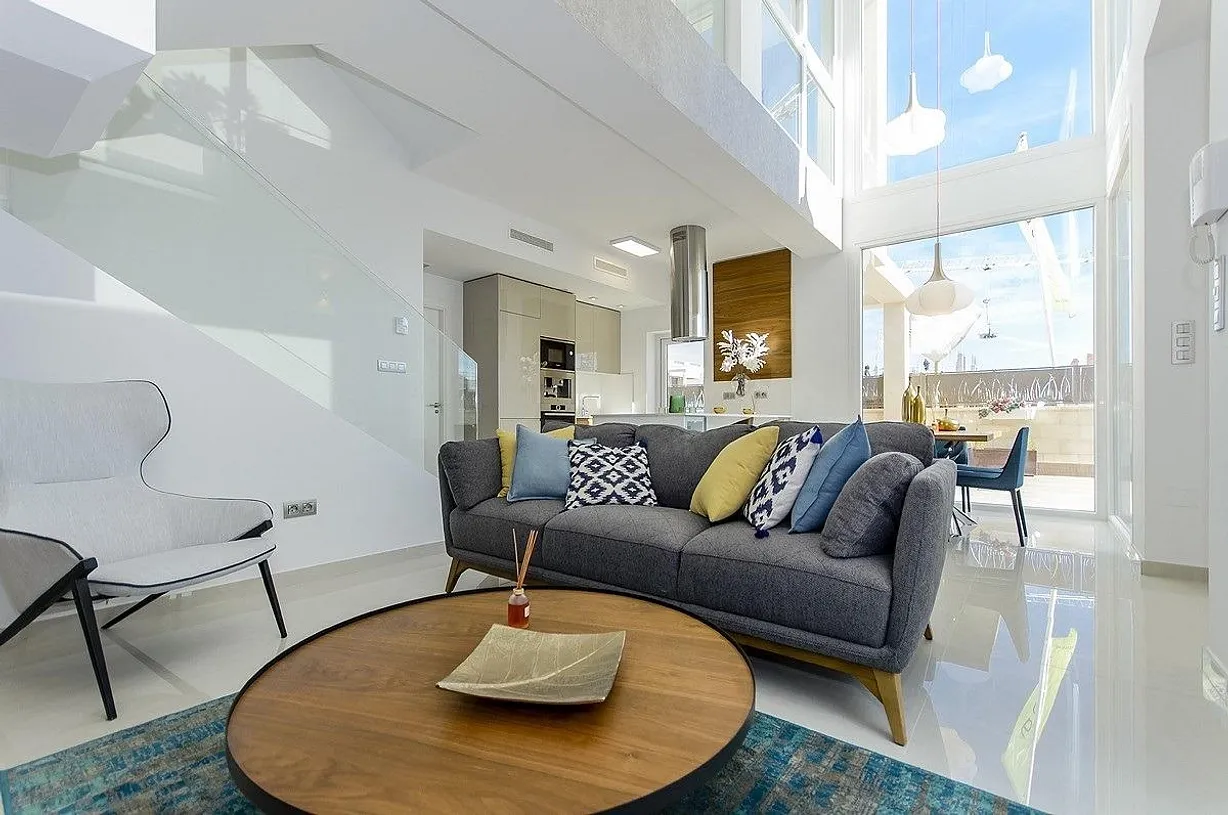 5 bedroom villa for sale - Bentley Hurst