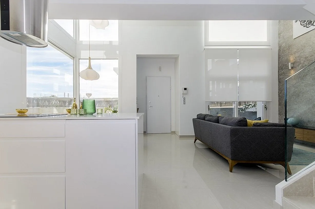 5 bedroom villa for sale - Bentley Hurst