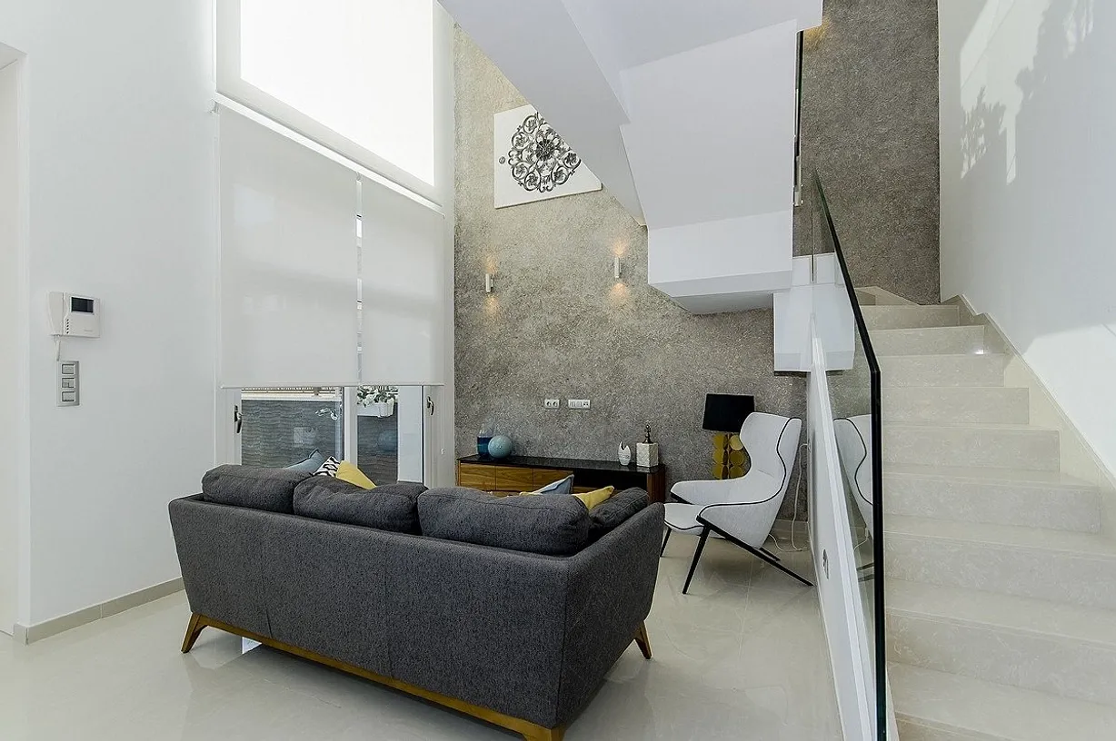 5 bedroom villa for sale - Bentley Hurst