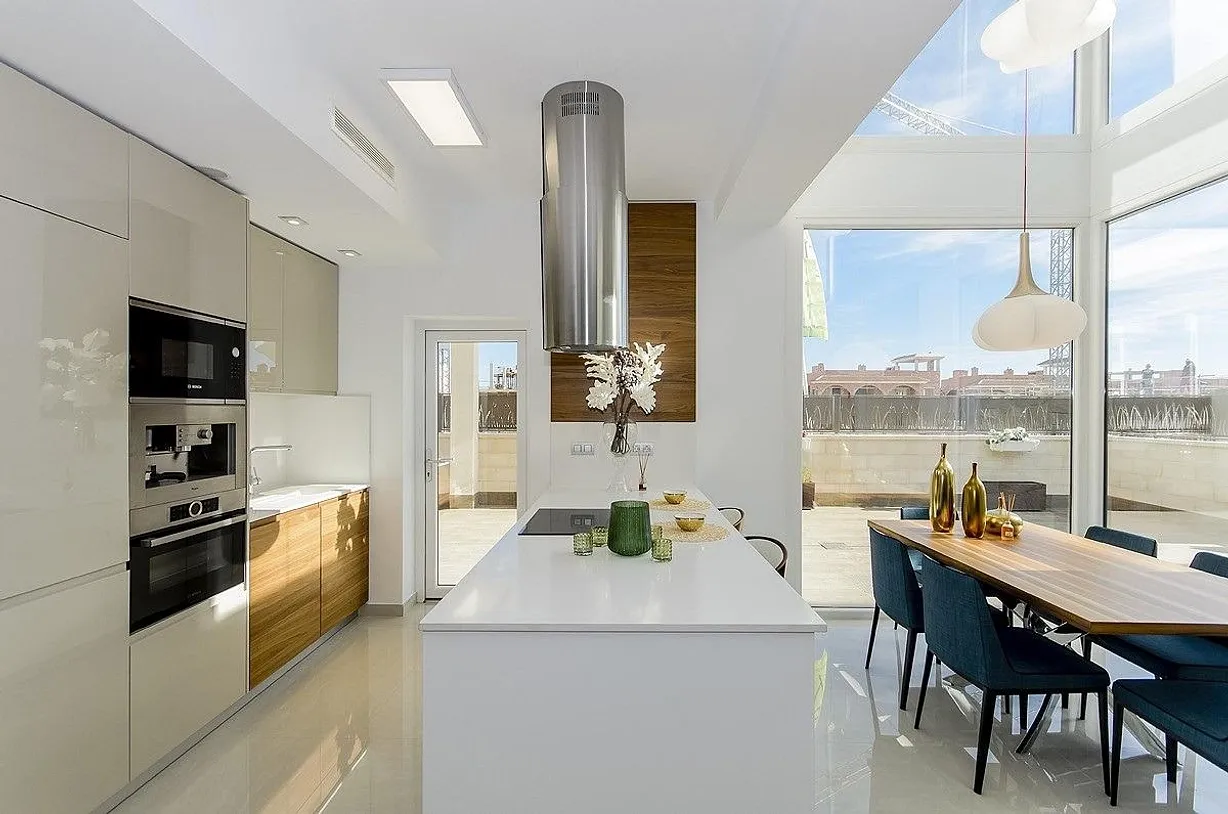 5 bedroom villa for sale - Bentley Hurst