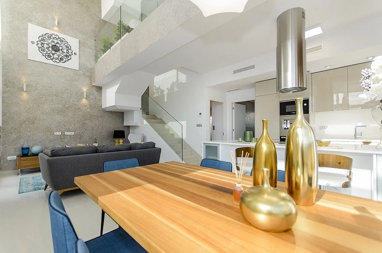 5 bedroom villa for sale - Bentley Hurst