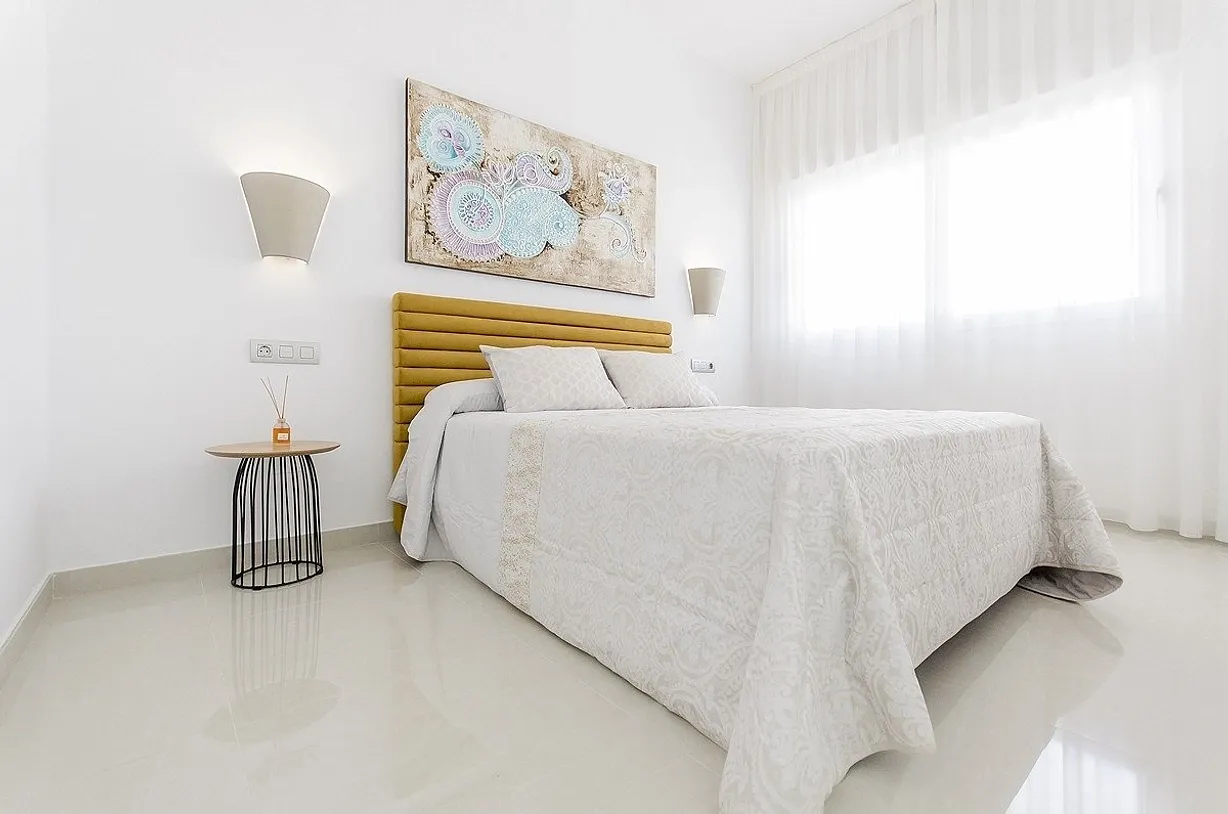 5 bedroom villa for sale - Bentley Hurst