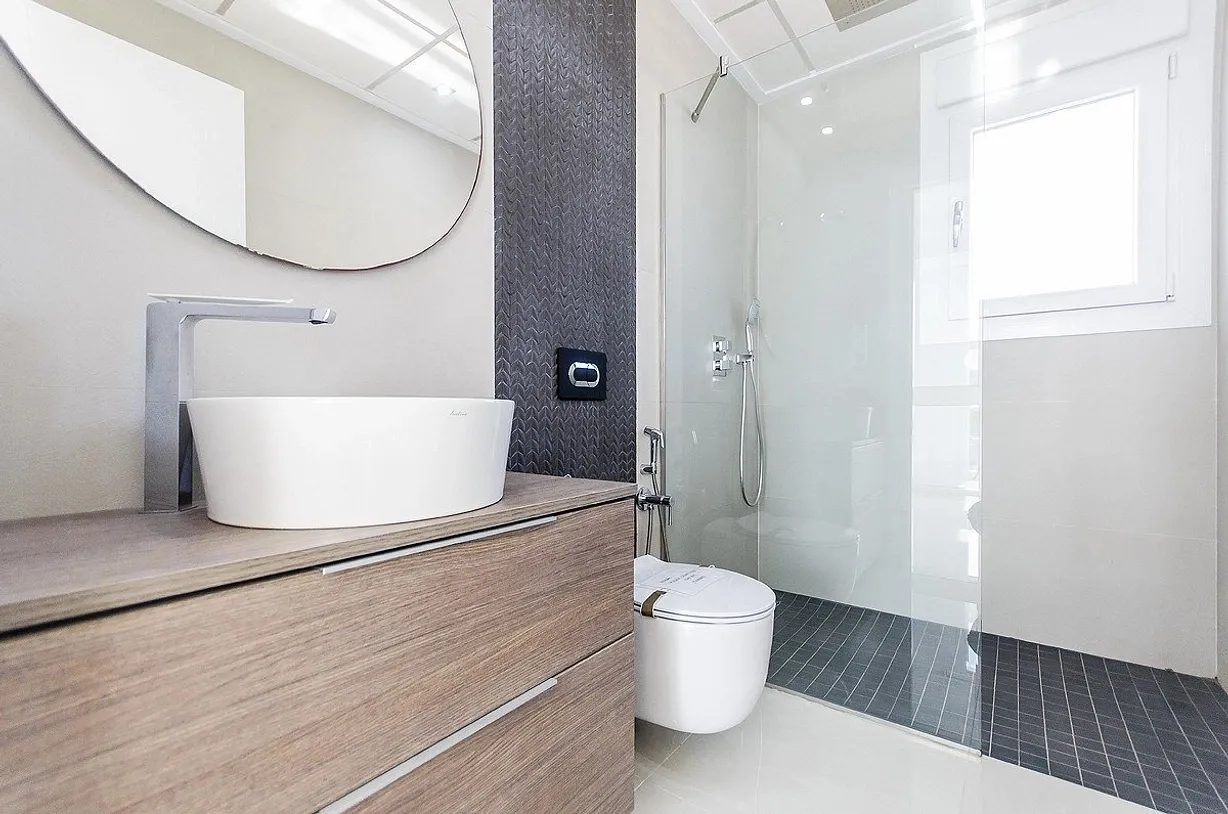 5 bedroom villa for sale - Bentley Hurst