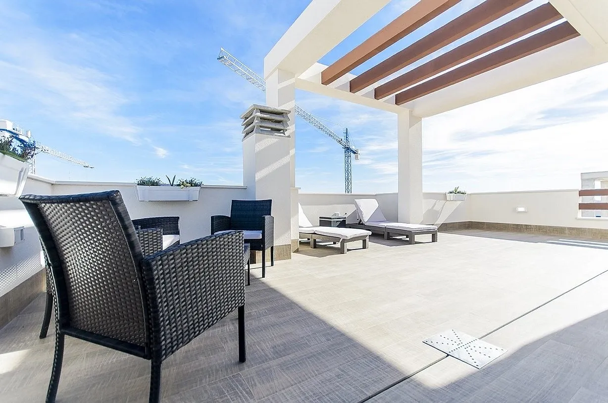 5 bedroom villa for sale - Bentley Hurst
