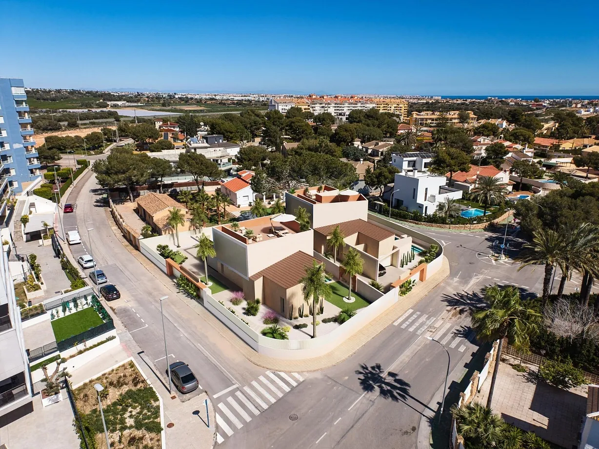 4 bedroom villa for sale - Bentley Hurst