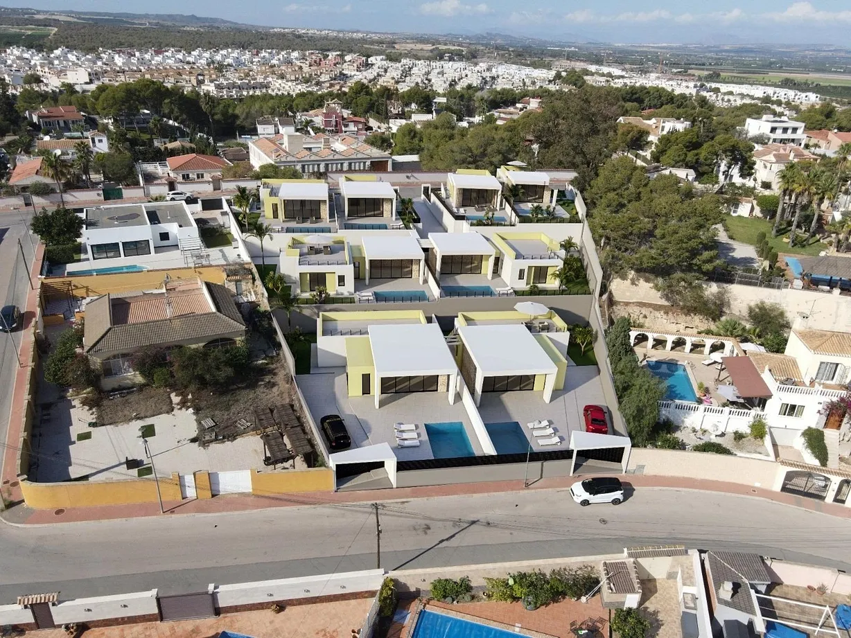 3 bedroom villa for sale - Bentley Hurst