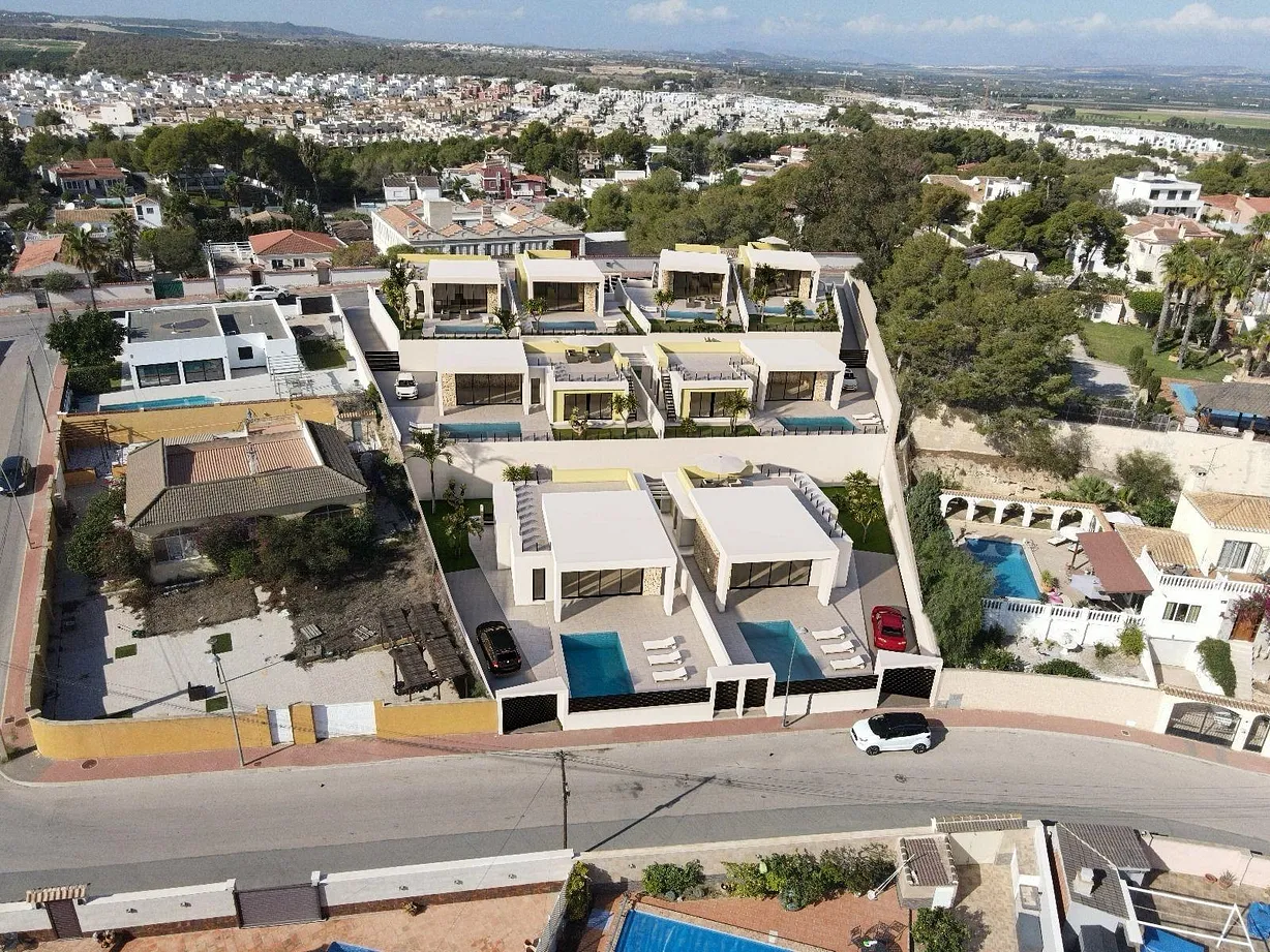 3 bedroom villa for sale - Bentley Hurst