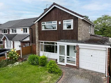 3 bedroom house for sale - Bentley Hurst